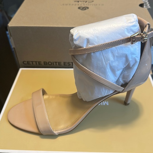 Michael Kors Ava Sandal - Picture 1 of 1